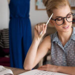 girl solopreneur